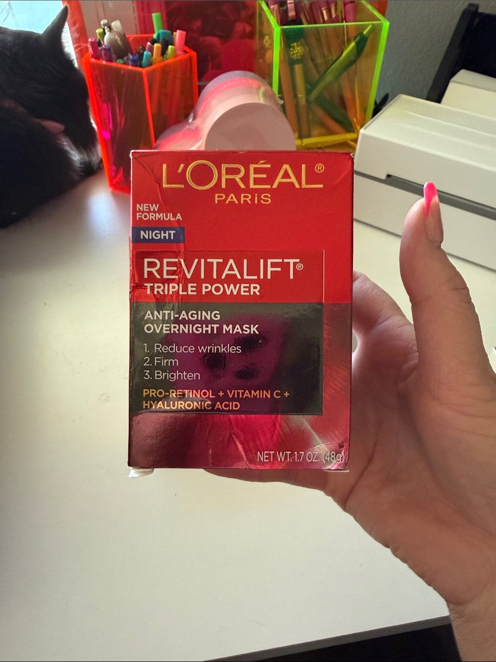 L'Oreal Revitalift Triple Power Night Overnight Mask - Red